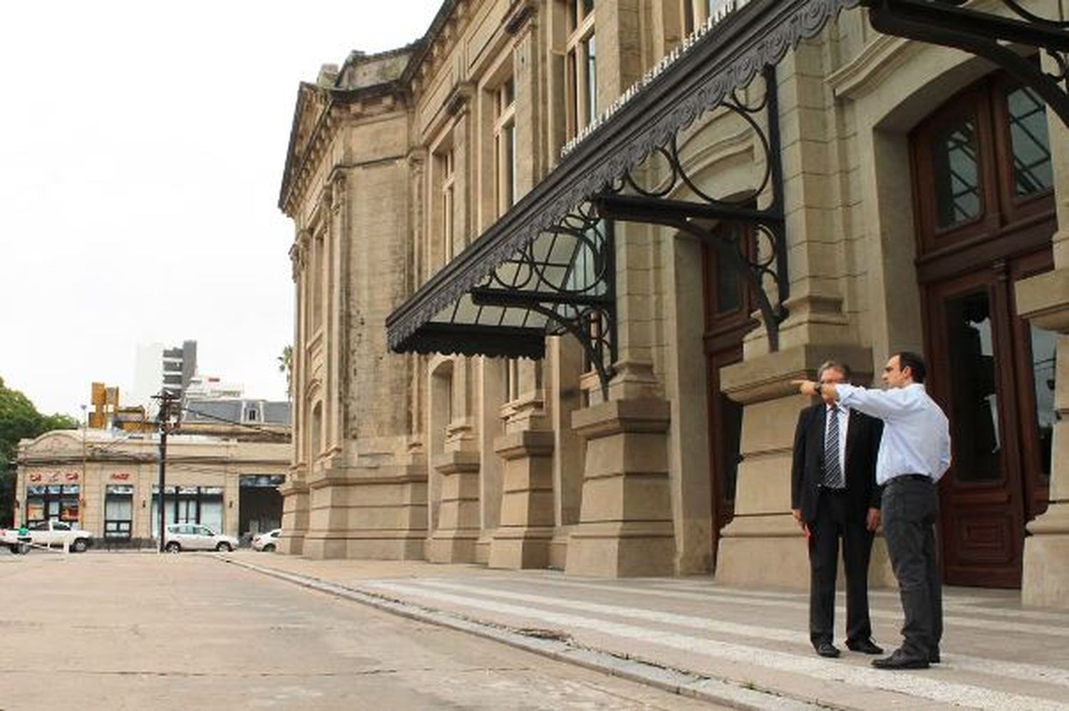 Corral inaugura la muestra “Huellas” en la Estación Belgrano