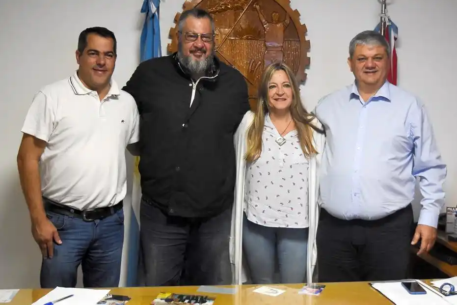 V.G.G., Pueblo Esther y Alvear planifican estrategias conjuntas para el desarrollo de la región