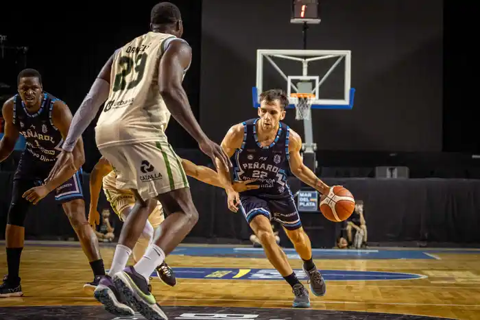 Peñarol - Gimnasia CR - Liga Nacional 2025 - 6