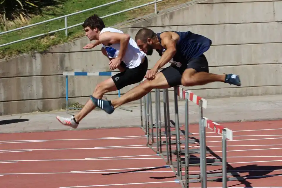 Olavarría: Galli anunció la construcción de una pista de atletismo