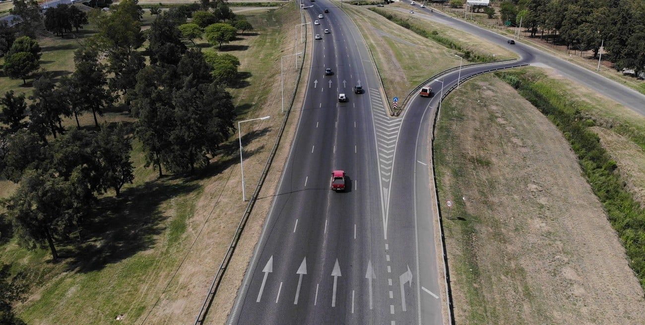 La Agencia Provincial de Seguridad Vial (APSV) informó este martes que ya se encuentran nuevamente en funcionamiento los radares en Circunvalación. Crédito: Marcelo Manera