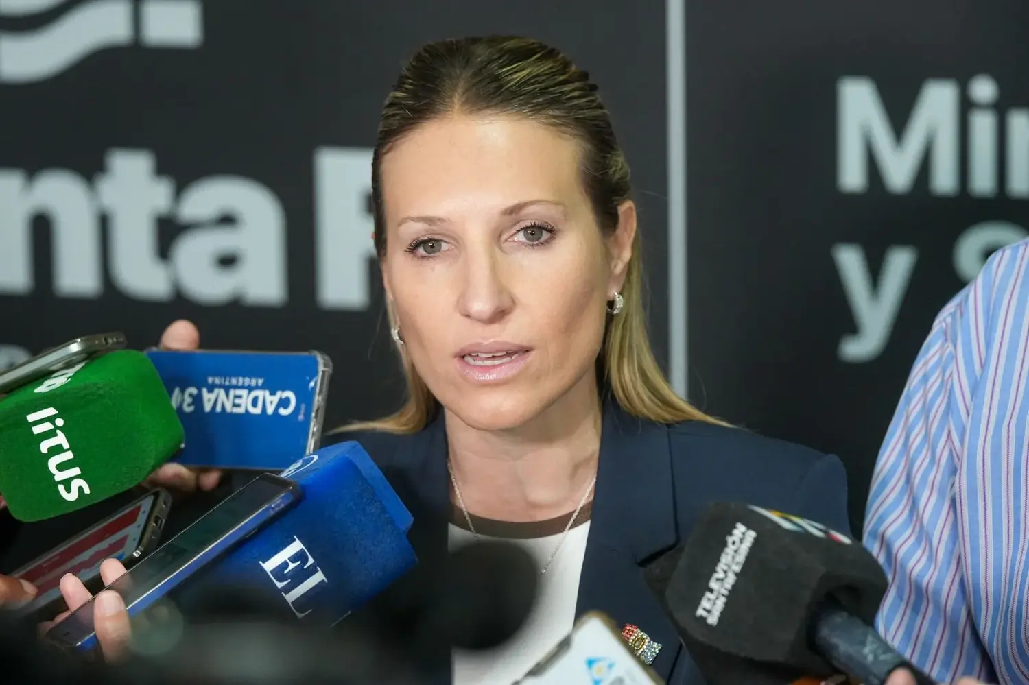 Crecida del Paraná: Coudannes aseguró que la situación está controlada y pidió responsabilidad a los municipios