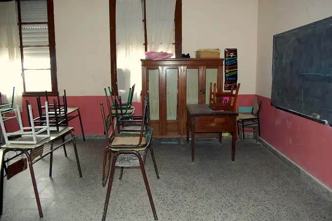 Docentes pedirán un sueldo inicial de $5.500 y descartaron el diálogo 