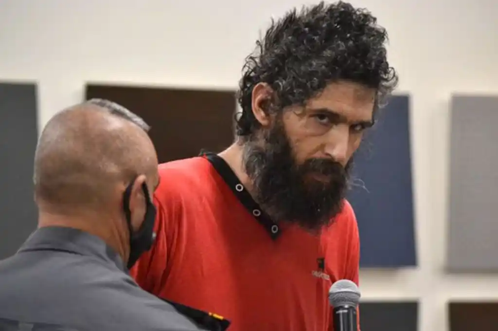 El terreno en el que vivía "el hombre gato" fue usurpado por más de una decena de familias. (Foto: Télam)