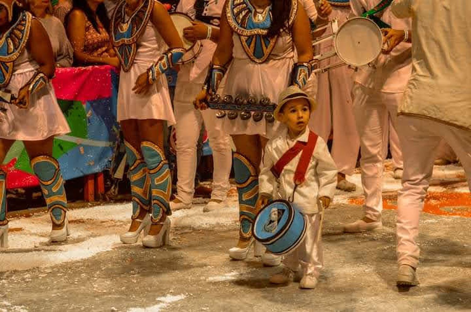 Bauti: el niño artista que sueña con hacer sus propias carrozas