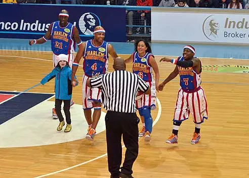 Olavarría: La presentación de los Globetrotters 