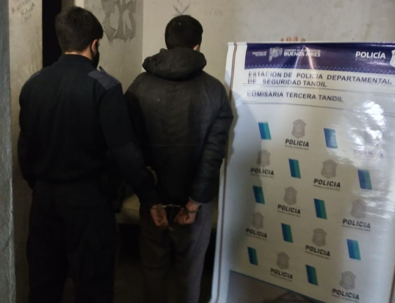 Efectivos policiales detuvieron a un sujeto que tenía pedido de captura