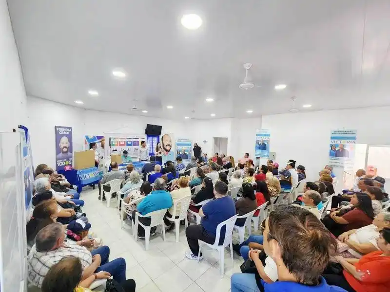 Jubilados del barrio Itatí 
recibieron una charla sobre la BUP