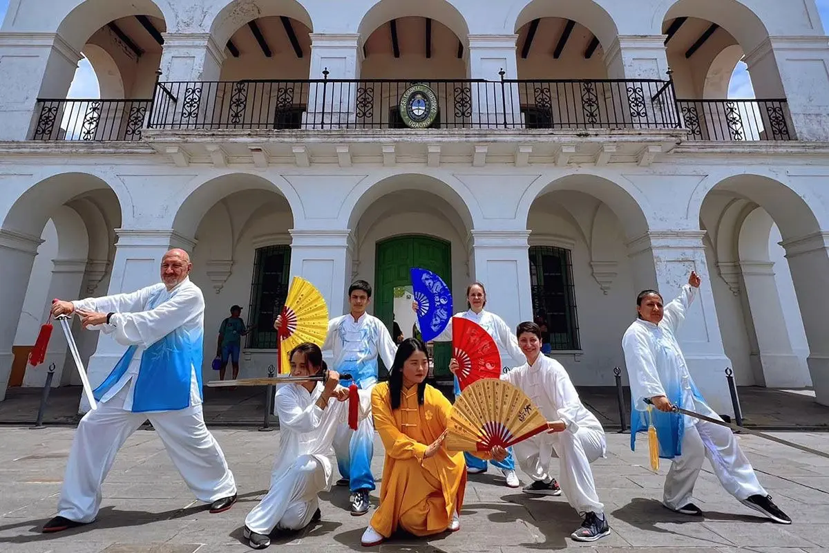 Gran fiesta de la comunidad oriental