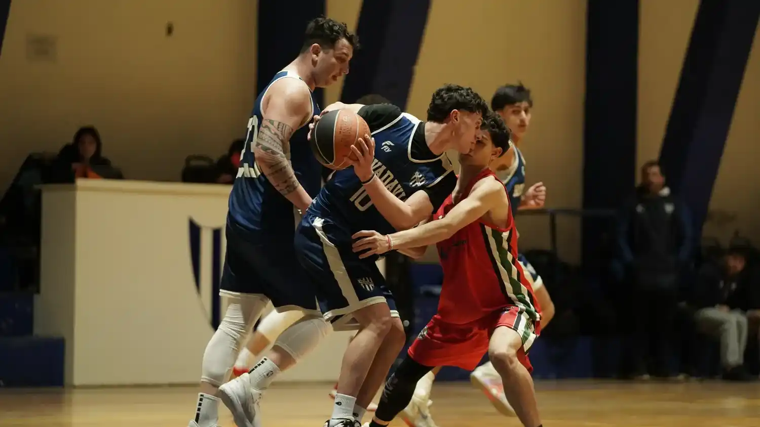Rivadavia se impuso ante Centro Basko y logró el título en U21