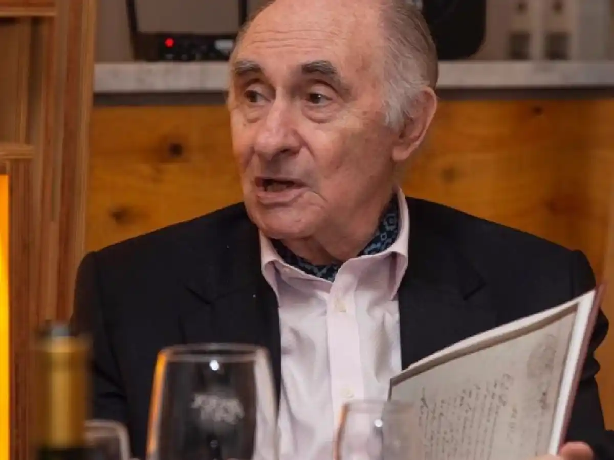 Mejora el estado de salud de Fernando de la Rúa