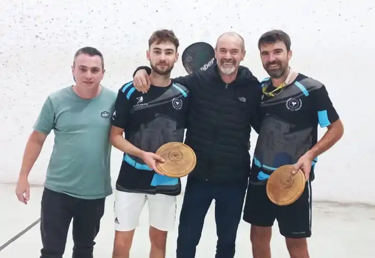 El Club de Pelota Chascomús recibe la semifinal de cuarta división del Provincial de Paleta