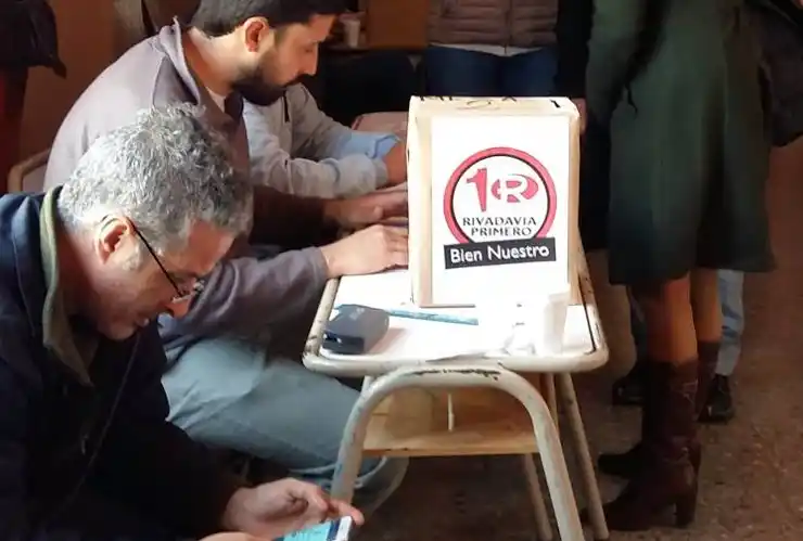 Rivadavia: El oficialismo presentó su grilla de precandidatos y los afiliados podrán pedir voto "delivery"