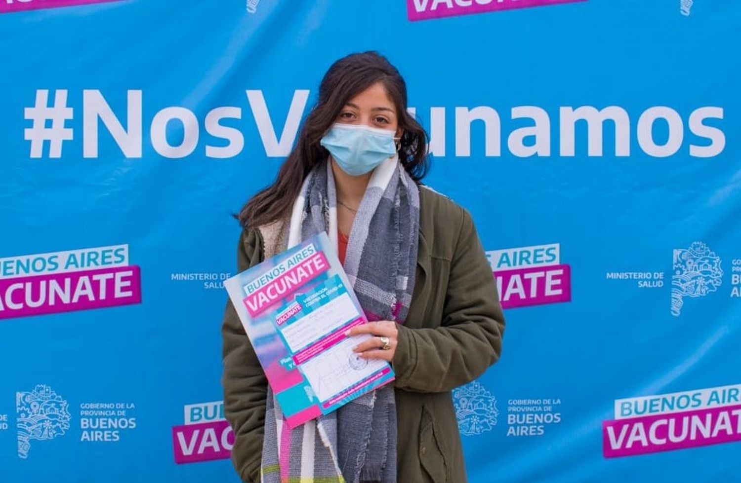 Leandro Alem: “Angélica tiene 18 años y se convirtió en la vacunada contra el Covid más joven de la Provincia”