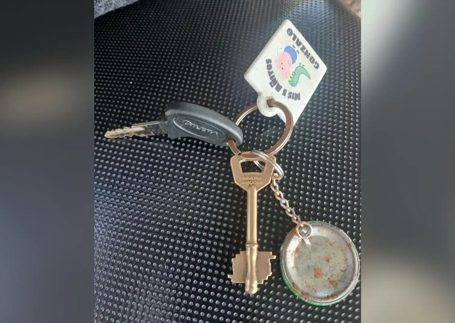 Llaves encontradas en la zona del Club Pescadores