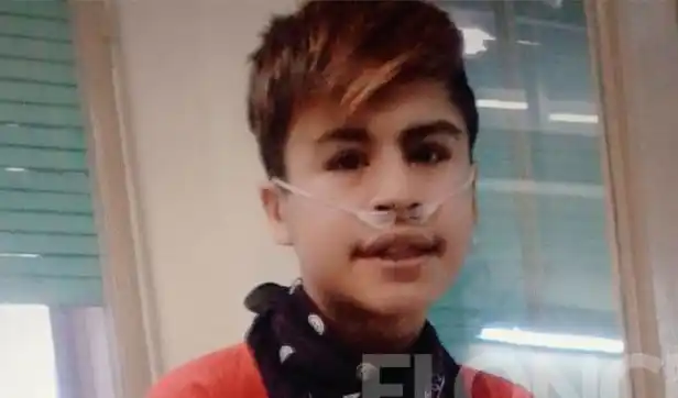 Madre pide con urgencia una mochila de oxígeno para su hijo de 15 años