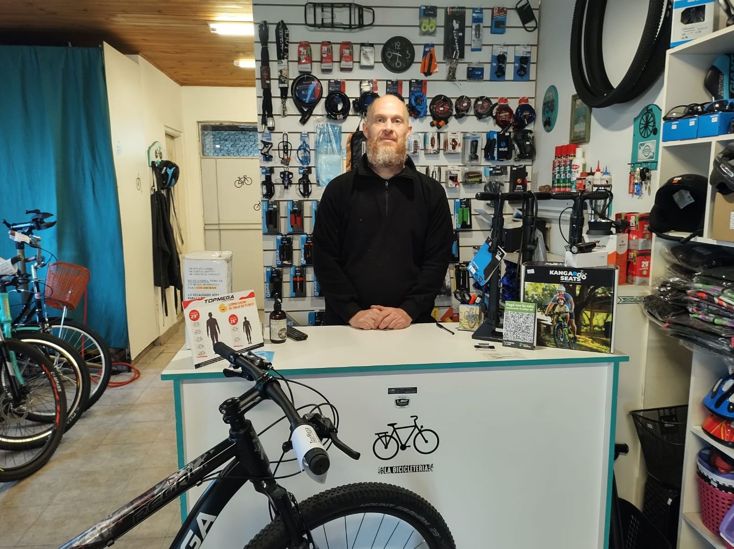 Día del bicicletero: Luciano Prieto, siempre en movimiento