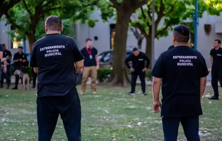La Policía Municipal de Escobar entrena desde los primeros días de octubre.