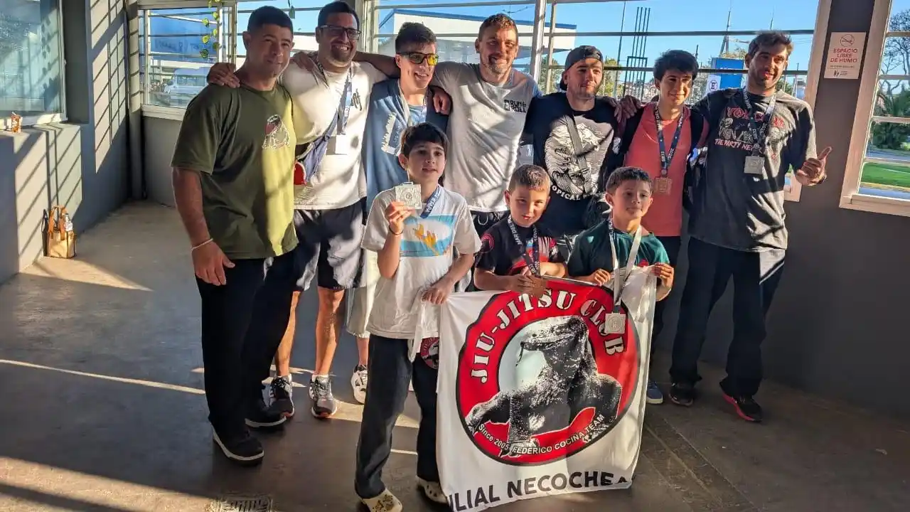Representantes de Jiu Jitsu locales, que compitieron en Mar del Plata