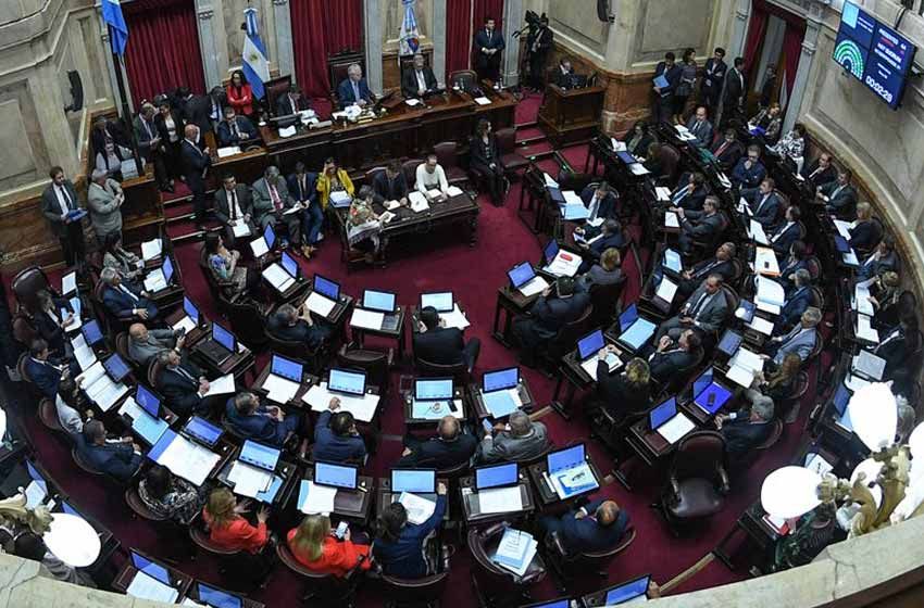 Intentarán aprobar la ley de financiamiento político