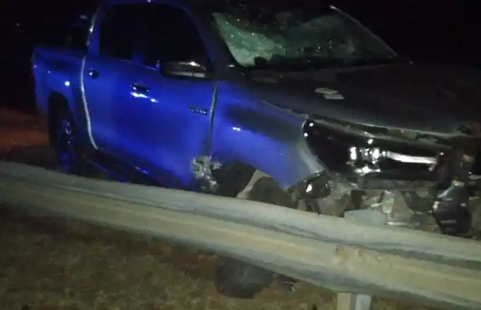 Perdió el control de su camioneta y chocó contra el guardarrail en Ruta 14