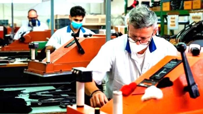La economía arrancó el año en baja: cayó 0,5% mensual en enero tras dos subas consecutivas