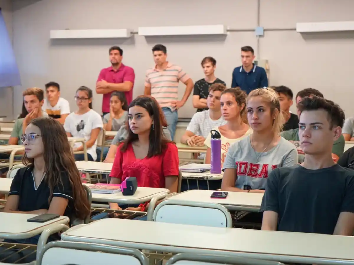 Comenzó el Seminario de Ingreso de Ingeniería Industrial en el Cres