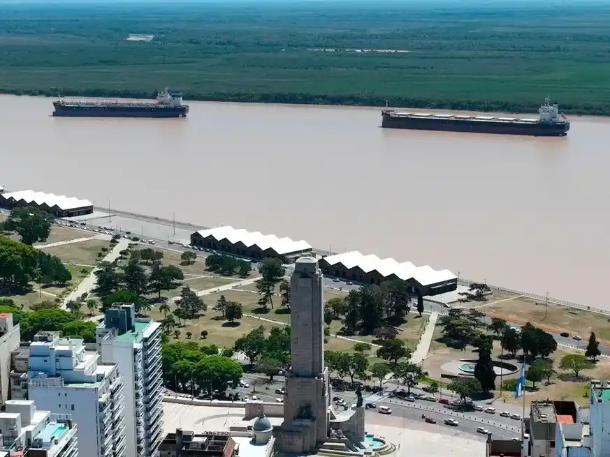 La hidrovía es clave para el crecimiento y desarrollo de la provincia. Foto: Fernando Nicola