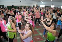 Tandil volvió a mostrarse solidario y una multitud bailó zumba por Isidro