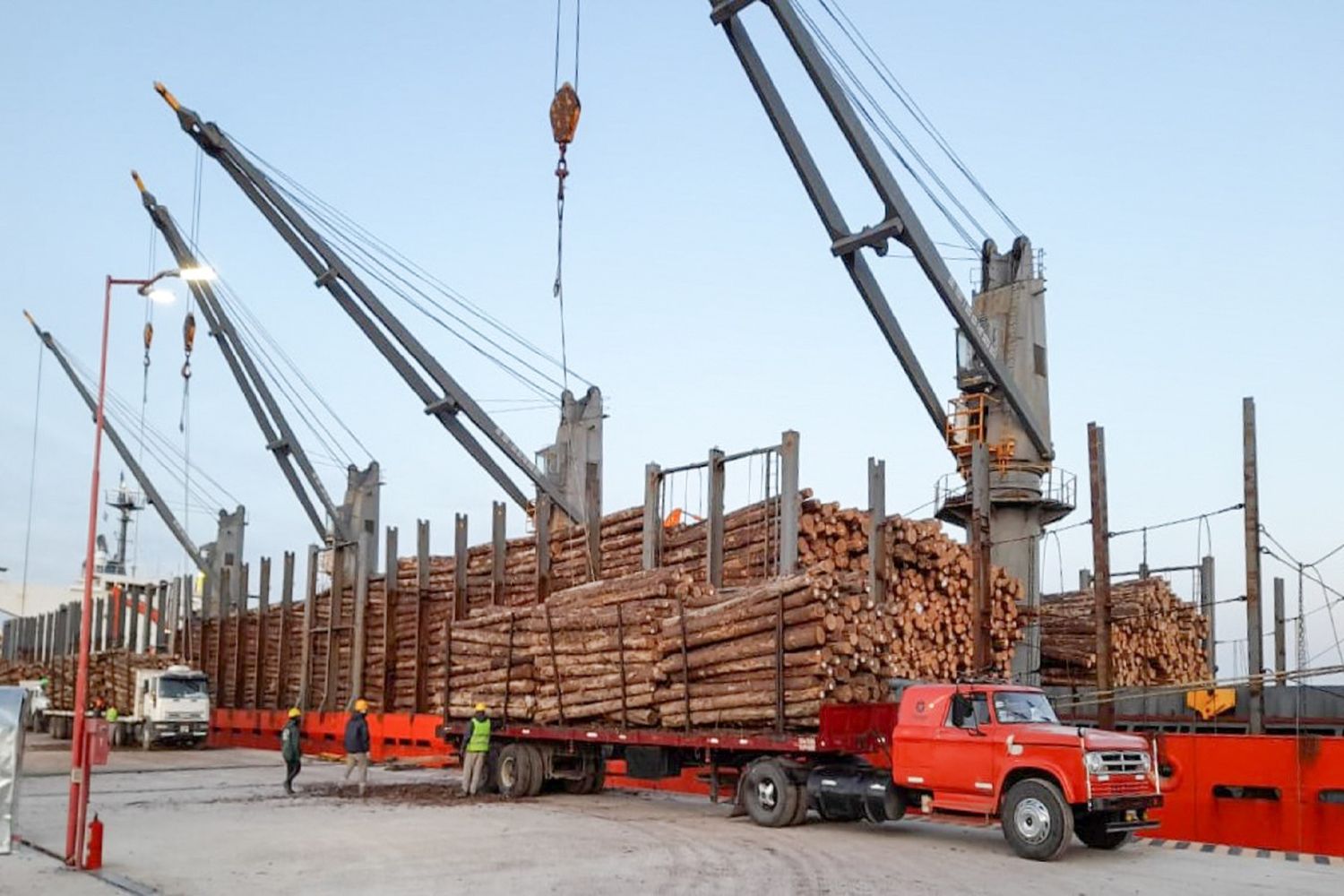 Los puertos entrerrianos fortalecen el comercio exterior