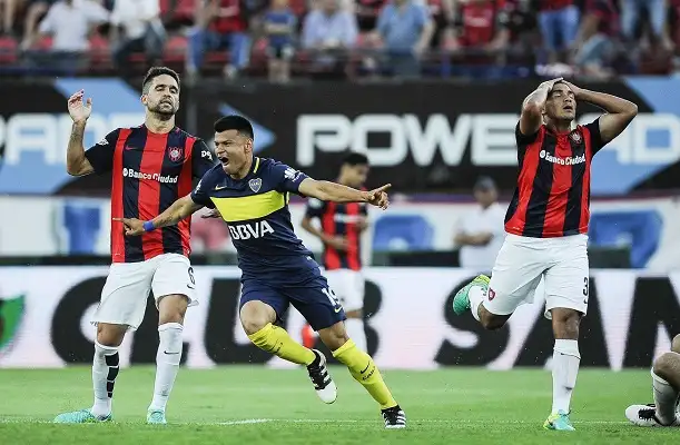 Boca derrotó a San Lorenzo en el Bajo Flores