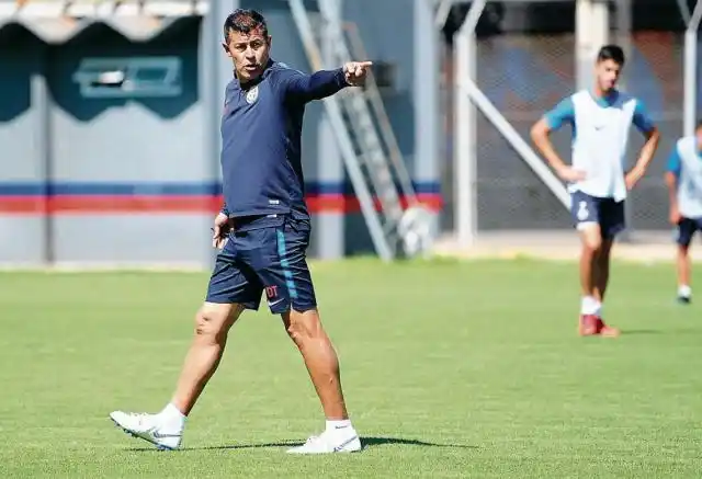 Jorge Almirón pasó a despedirse del plantel de San Lorenzo y ya buscan DT
