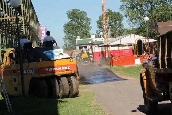 A 24 horas de la fiesta, continúan  los trabajos en el Corsódromo