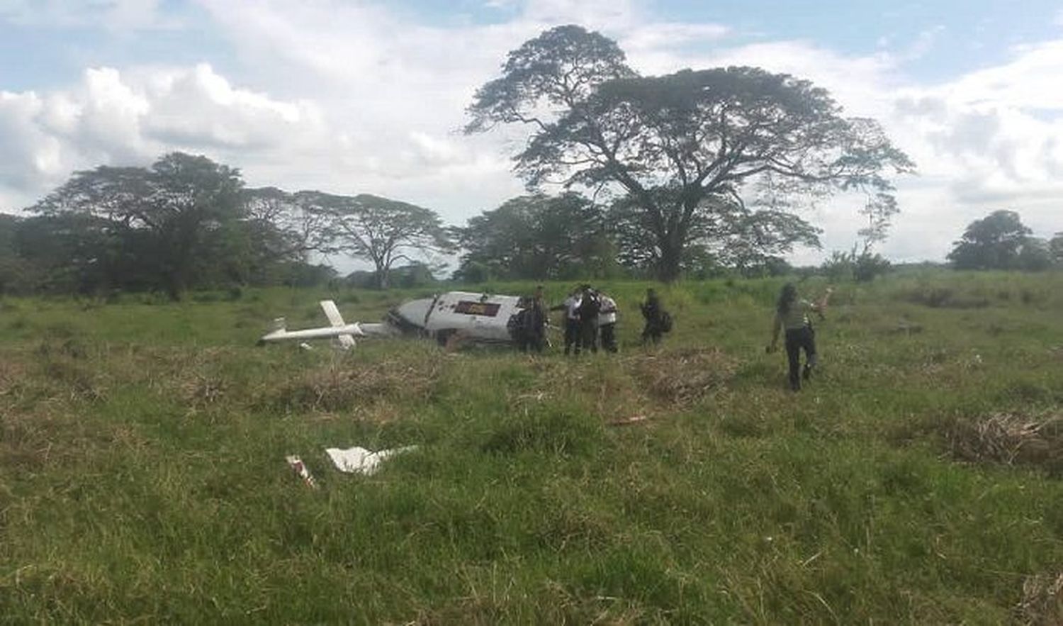 ¡CON GENERALES DE PASAJEROS! Cae a tierra helicóptero de la GNB en el Zulia