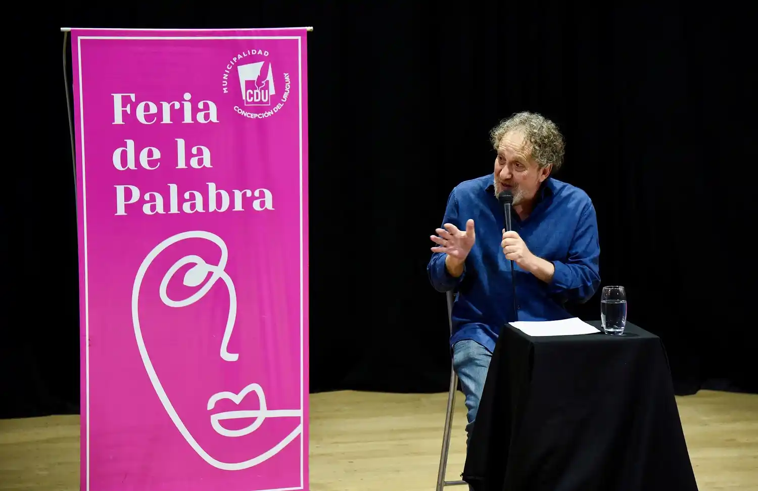 Carlos Skliar inauguró la 5ª Feria de la Palabra en Concepción del Uruguay: literatura, memoria y arte hasta el domingo