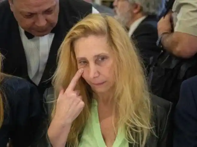 Karina Milei empezó a recibir denuncias judiciales y pedidos de interpelación legislativos.