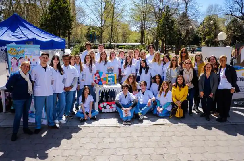 Realizaron una campaña de concientización sobre la salud bucal