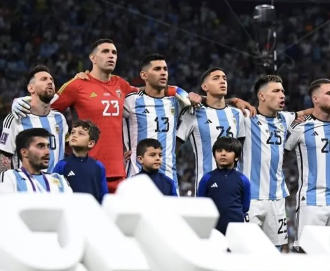 Mundial de Qatar: la historia de Tomás Berthet, el joven que acompaña a la selección