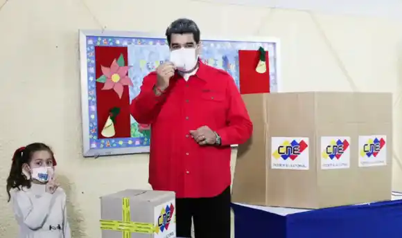 “Tengan la humildad de los veedores de otros países”, lo que le dijo Maduro a la Misión de la UE