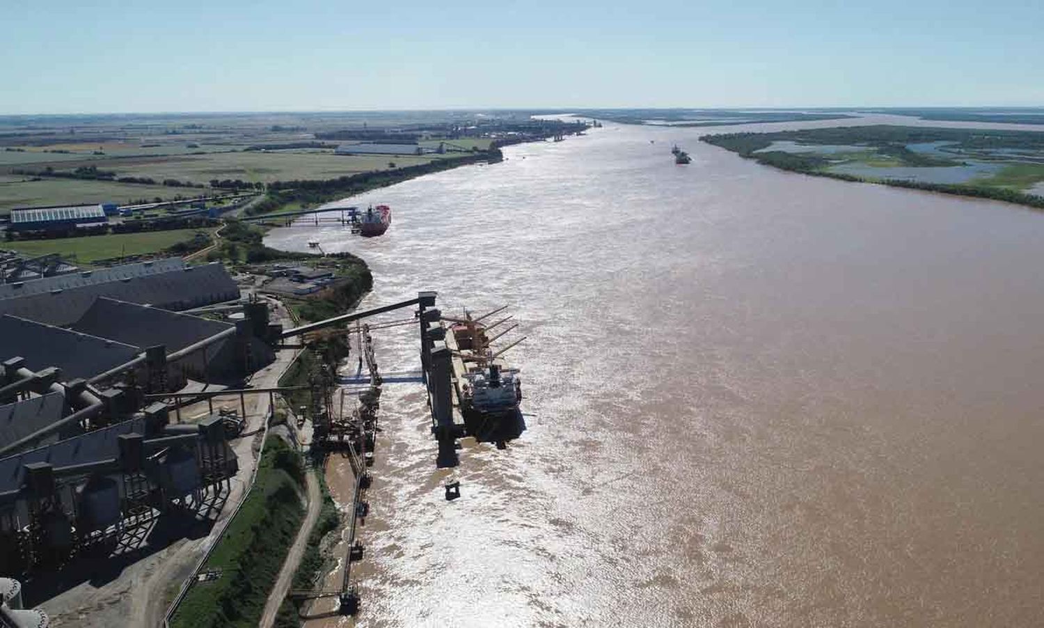 La Hidrovía se vacía de barcos por la bajante del río Paraná