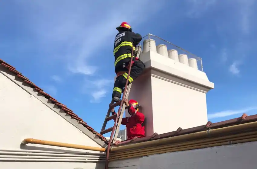 Quiso prender la calefacción y provocó un incendio en Colón y la Costa