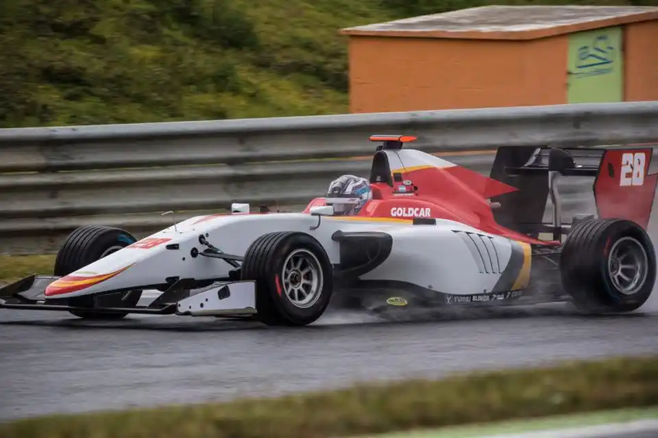 GP3: Siebert 8° en el ensayo