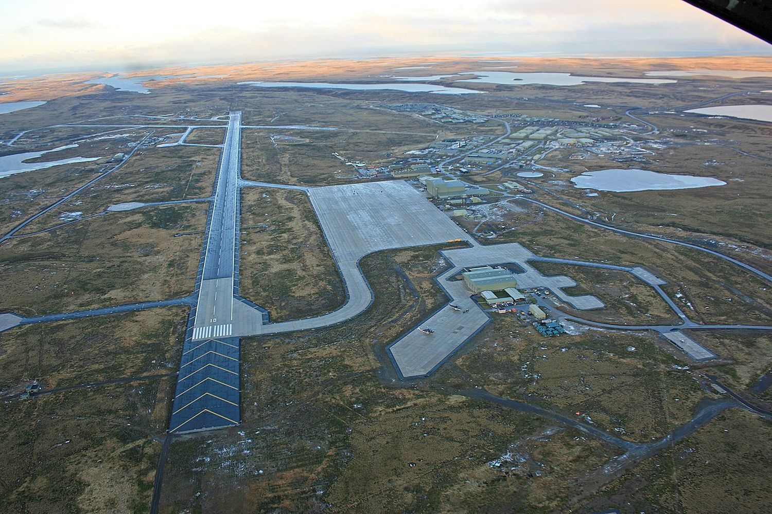 El gobierno argentino vuelve a ofrecer vuelos humanitarios de Aerolíneas Argentinas para residentes de las Islas Malvinas