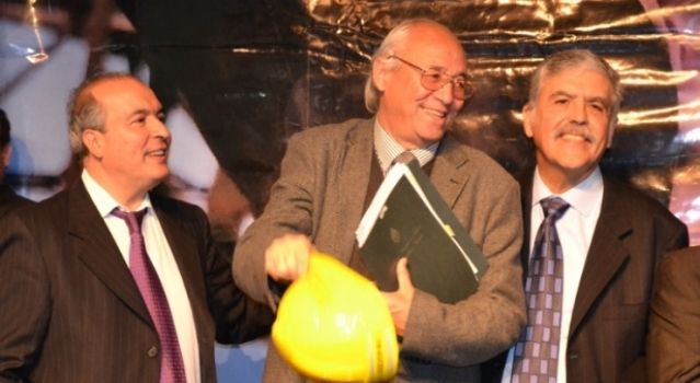 Tres Lomas: Apareció foto del Intendente con López y él se despega