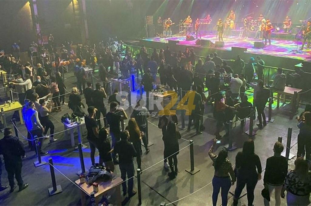 A practicar el “baile burbuja”: salones de eventos podrán realizar un ensayo