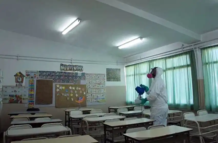 Sin clases por nuevos casos positivos de streptococo