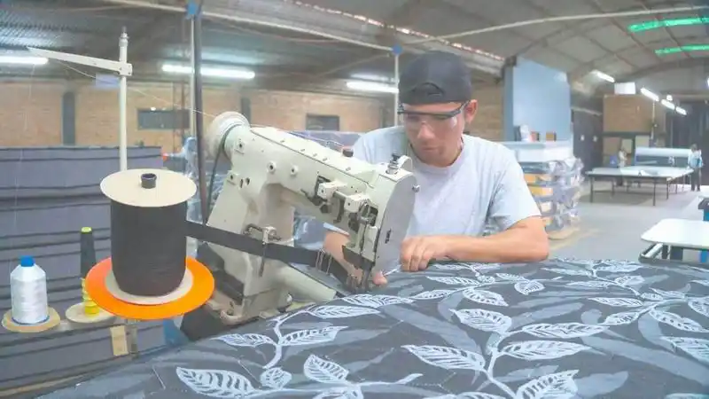 Enrique Zanín destacó el rol del estado en
la recuperación de las PyMES formoseñas