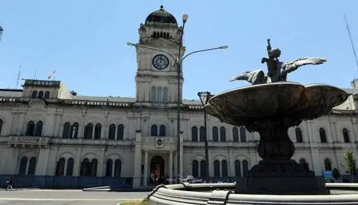 La administración pública continuará trabajando  de manera virtual hasta el 4 de junio
