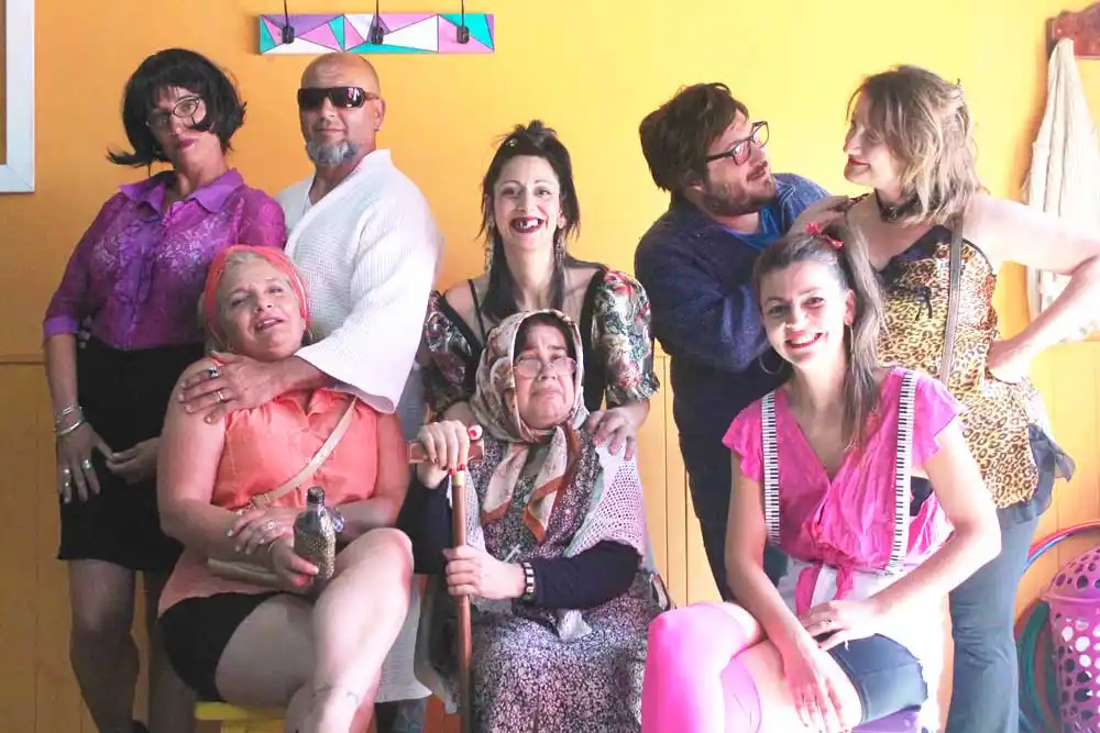 Grupo de teatro independiente presenta una divertida obra