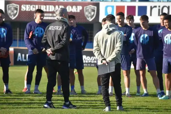 Sin Jappert, Atlético define su alineación para enfrentar a Chicago